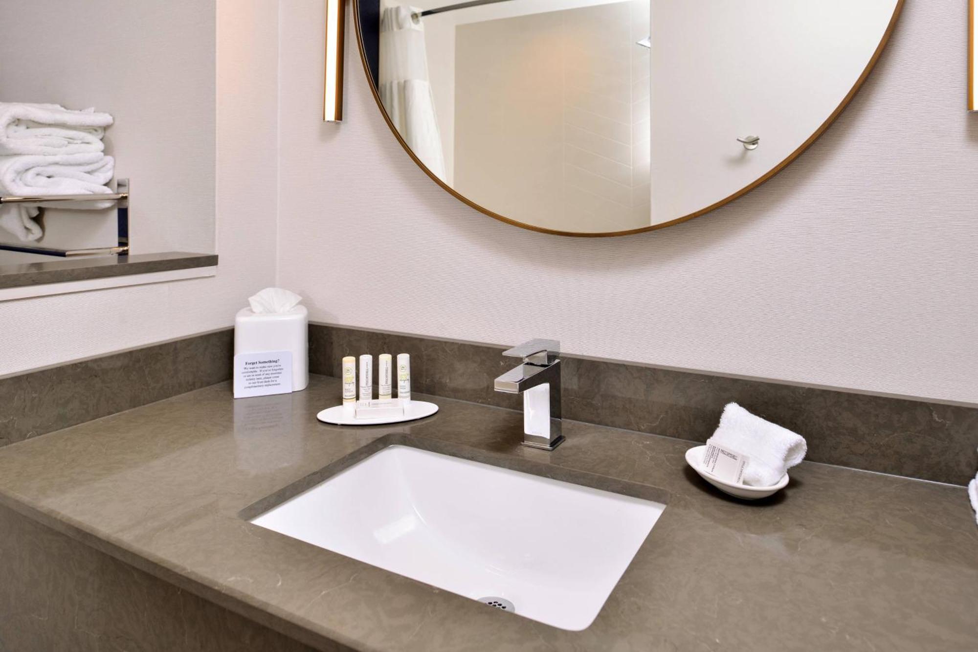 Fairfield Inn & Suites By Marriott Кантон Екстериор снимка